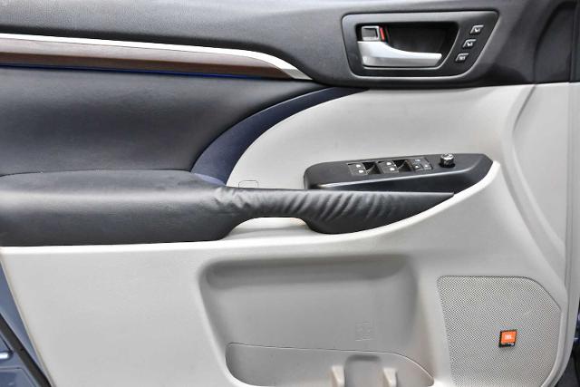 2015 Toyota Highlander Vehicle Photo in DALLAS, TX 75235