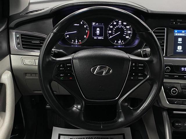 2017 Hyundai SONATA Vehicle Photo in Oshkosh, WI 54904