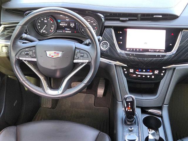 2022 Cadillac XT6 Vehicle Photo in DENTON, TX 76210-9321