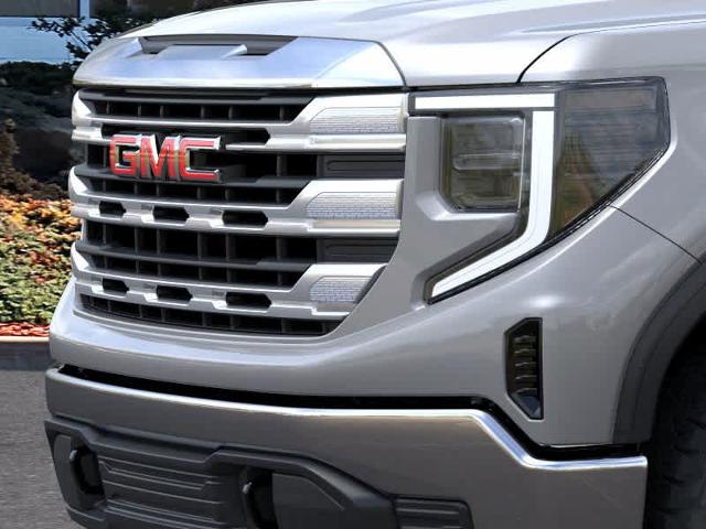 2025 GMC Sierra 1500 Vehicle Photo in ZELIENOPLE, PA 16063-2910