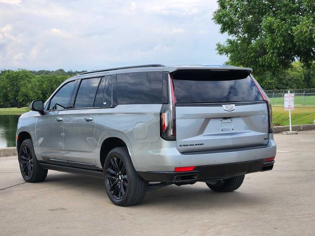 2024 Cadillac Escalade ESV Vehicle Photo in DENTON, TX 76210-9321