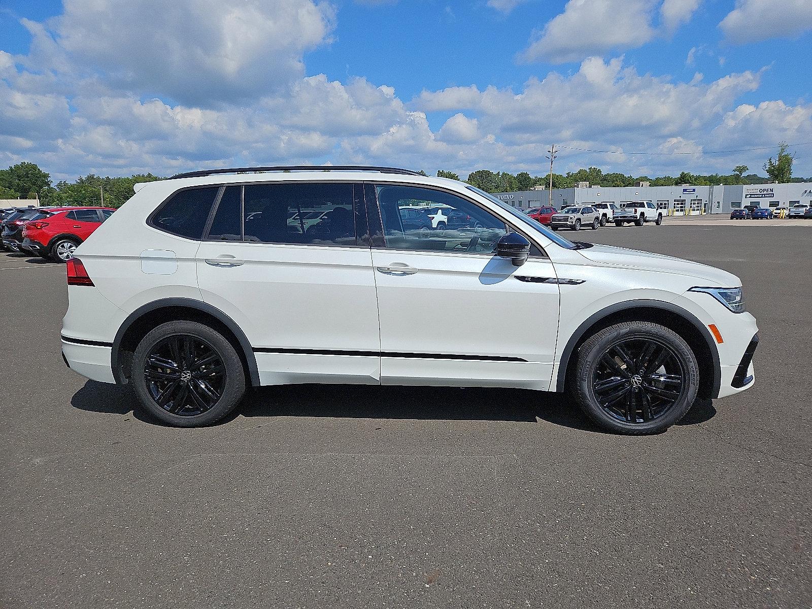 2022 Volkswagen Tiguan Vehicle Photo in Trevose, PA 19053