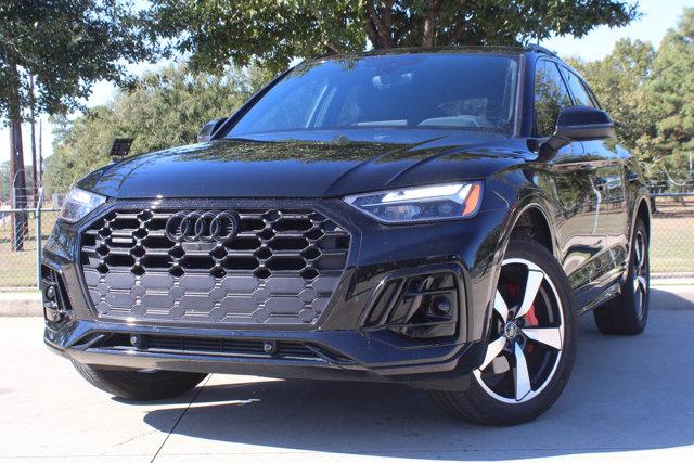 2024 Audi Q5 Vehicle Photo in HOUSTON, TX 77090