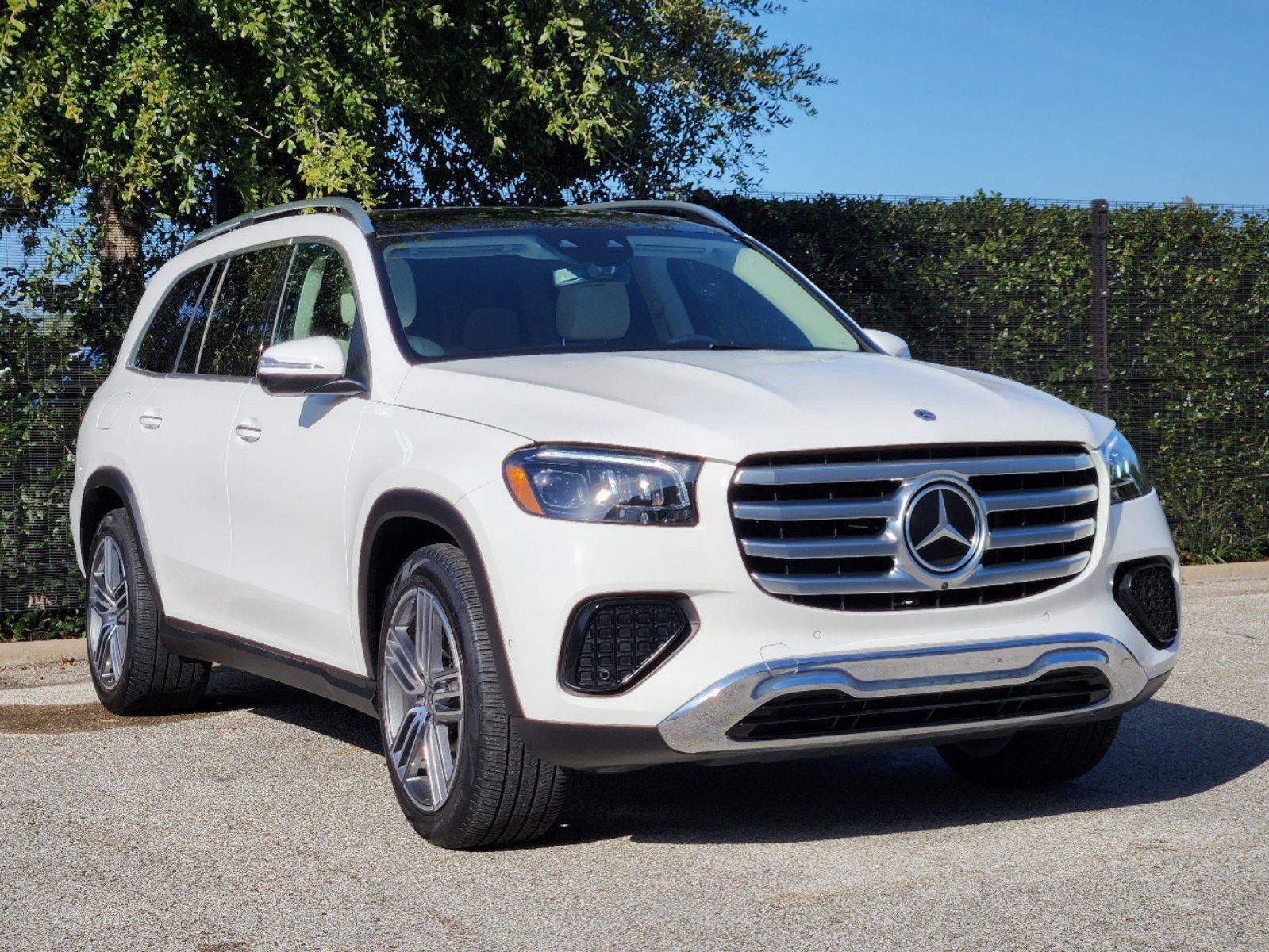 2024 Mercedes-Benz GLS Vehicle Photo in HOUSTON, TX 77079