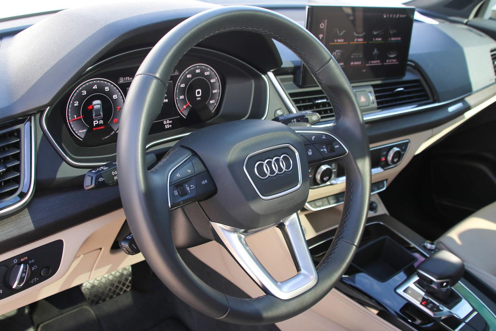 2023 Audi Q5 Sportback Vehicle Photo in SUGAR LAND, TX 77478