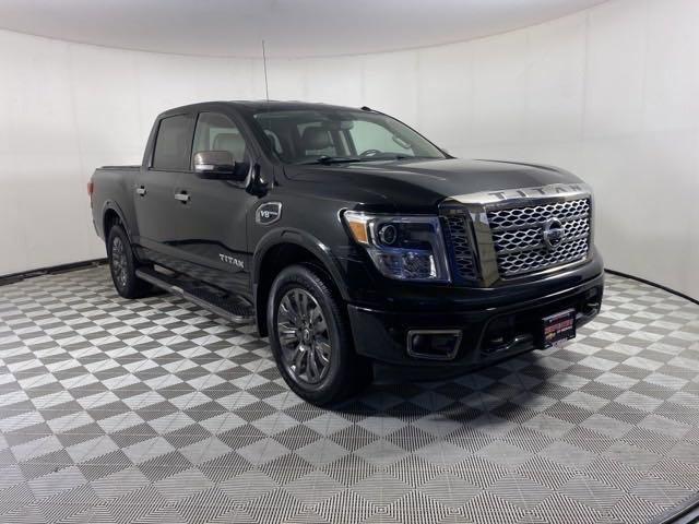 2017 Nissan Titan Vehicle Photo in MEDINA, OH 44256-9001