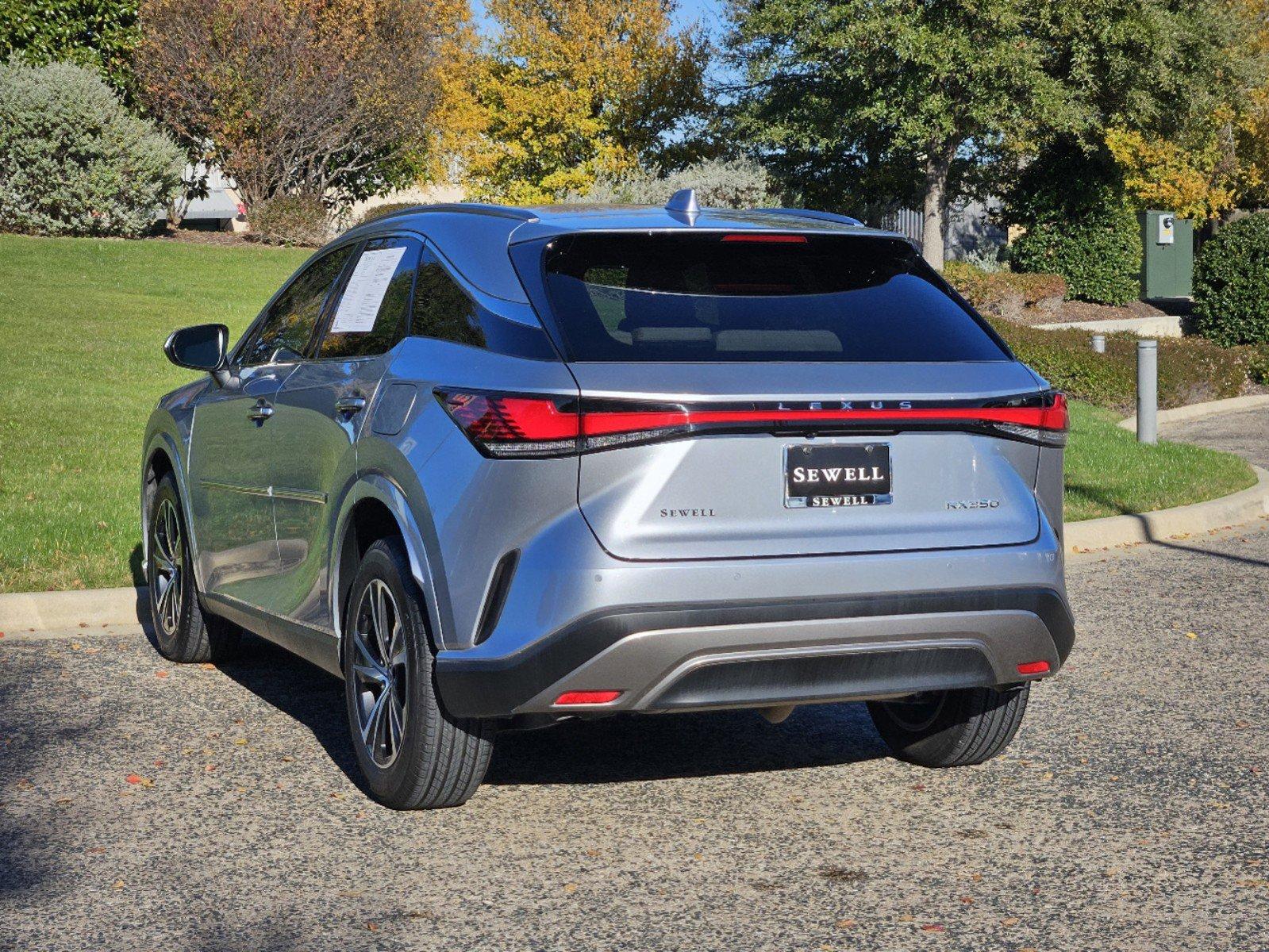 2023 Lexus RX 350 Vehicle Photo in FORT WORTH, TX 76132