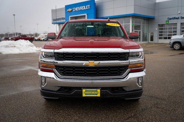 Used 2018 Chevrolet Silverado 1500 LT with VIN 3GCUKREC2JG598365 for sale in Willmar, Minnesota