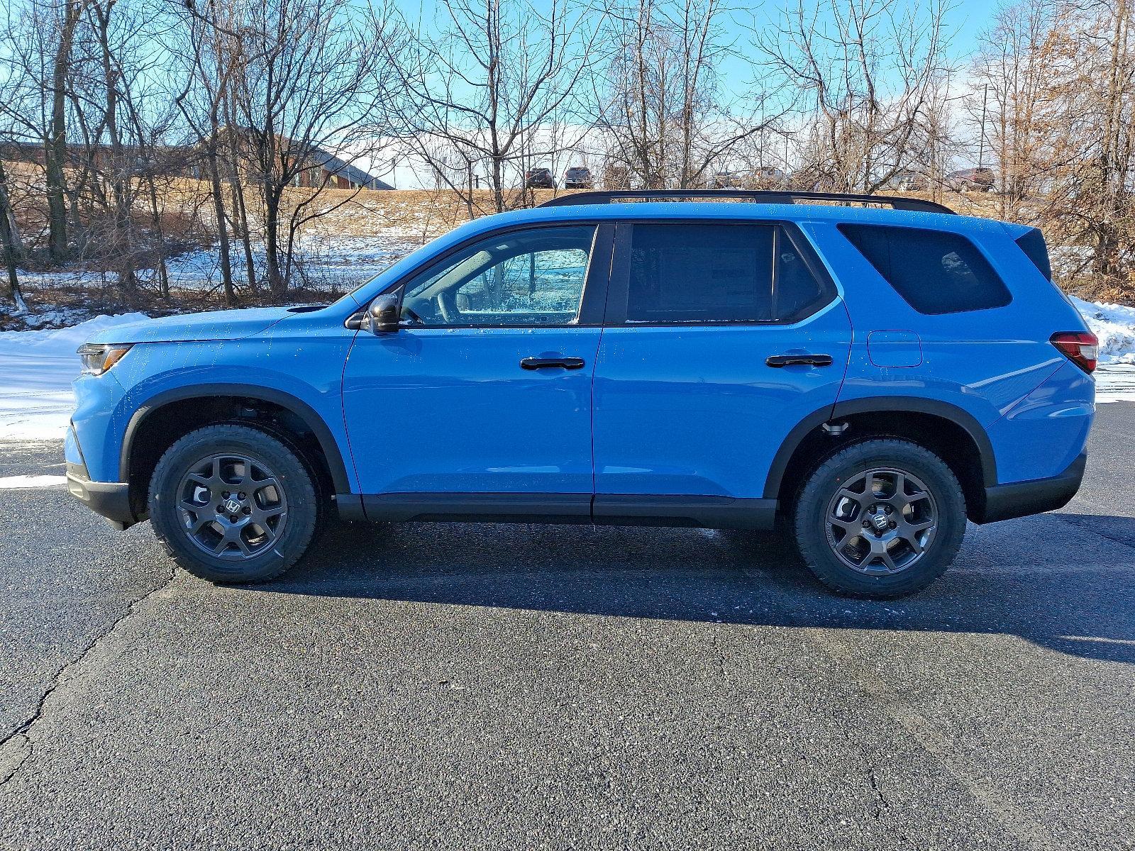 2025 Honda Pilot Vehicle Photo in Harrisburg, PA 17111