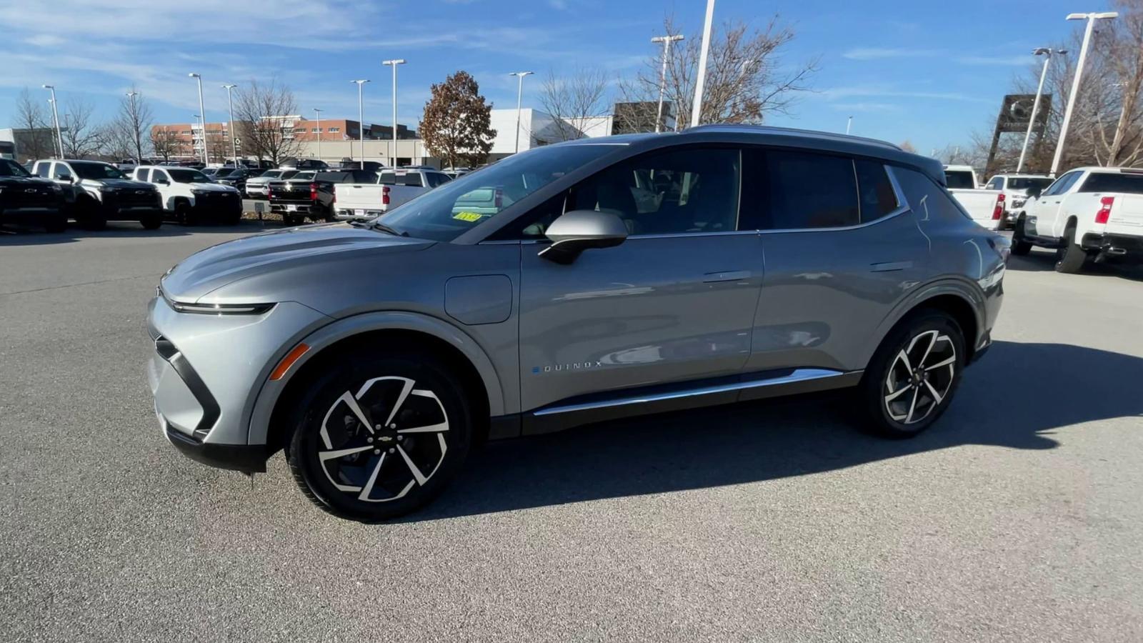 2025 Chevrolet Equinox EV Vehicle Photo in BENTONVILLE, AR 72712-4322