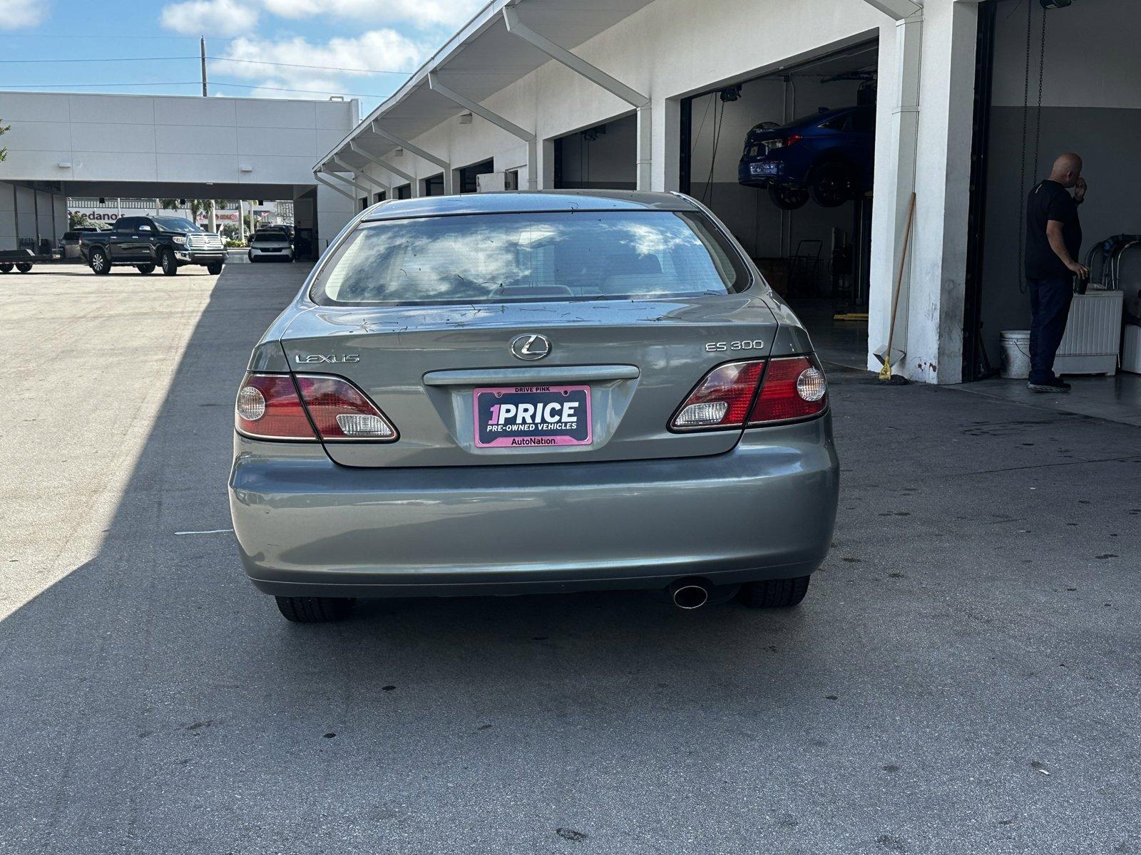 2002 Lexus ES 300 Vehicle Photo in Hollywood, FL 33021