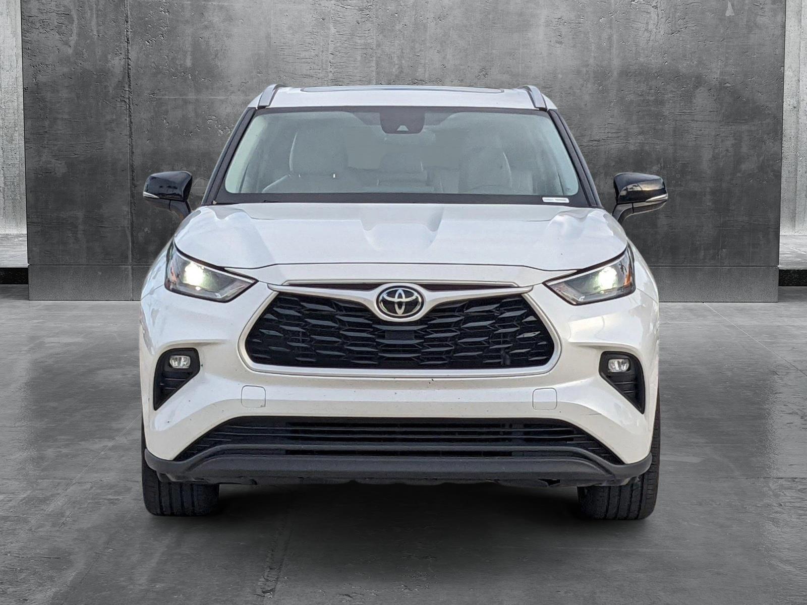 2022 Toyota Highlander Vehicle Photo in Davie, FL 33331