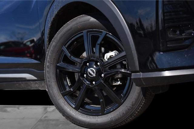 2024 Nissan Kicks Vehicle Photo in Ballwin, MO 63011