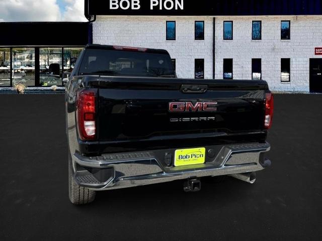 2025 GMC Sierra 3500HD Vehicle Photo in CHICOPEE, MA 01020-5001