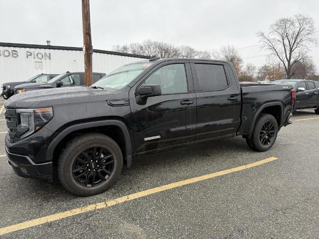 2024 GMC Sierra 1500 Vehicle Photo in CHICOPEE, MA 01020-5001