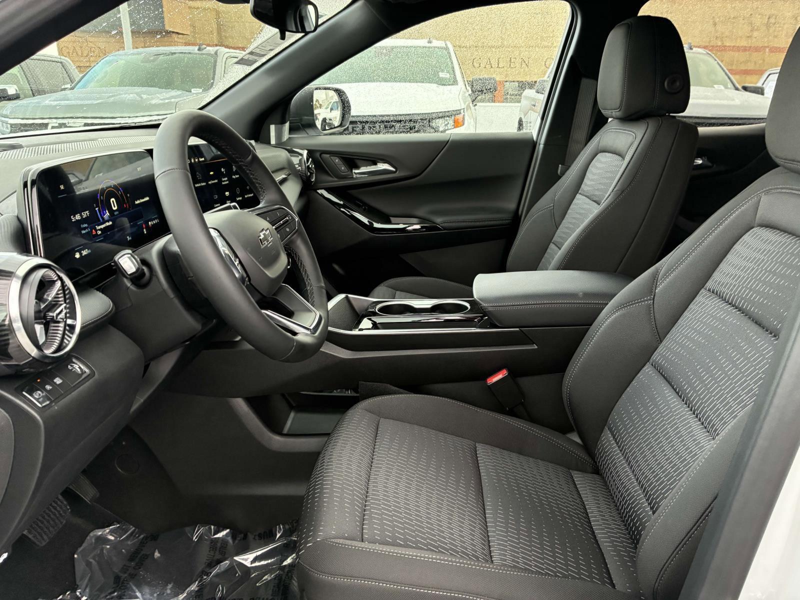 2025 Chevrolet Equinox Vehicle Photo in LOS ANGELES, CA 90007-3794