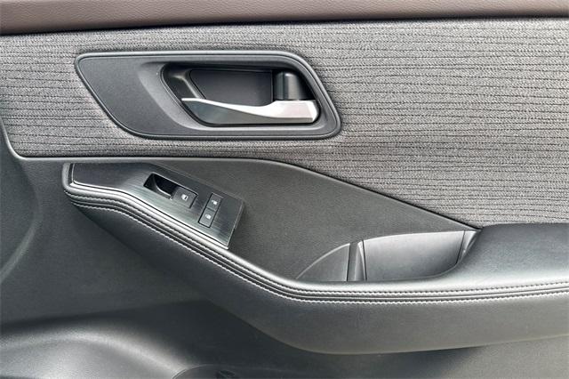 2023 Nissan Rogue Vehicle Photo in ELK GROVE, CA 95757-8703