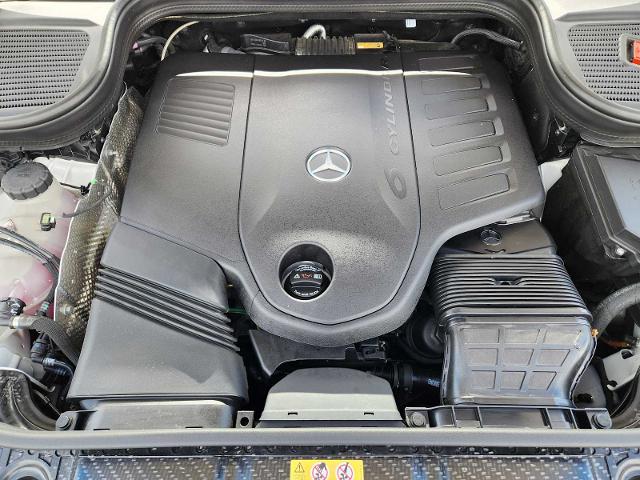 2025 Mercedes-Benz GLS Vehicle Photo in HOUSTON, TX 77079