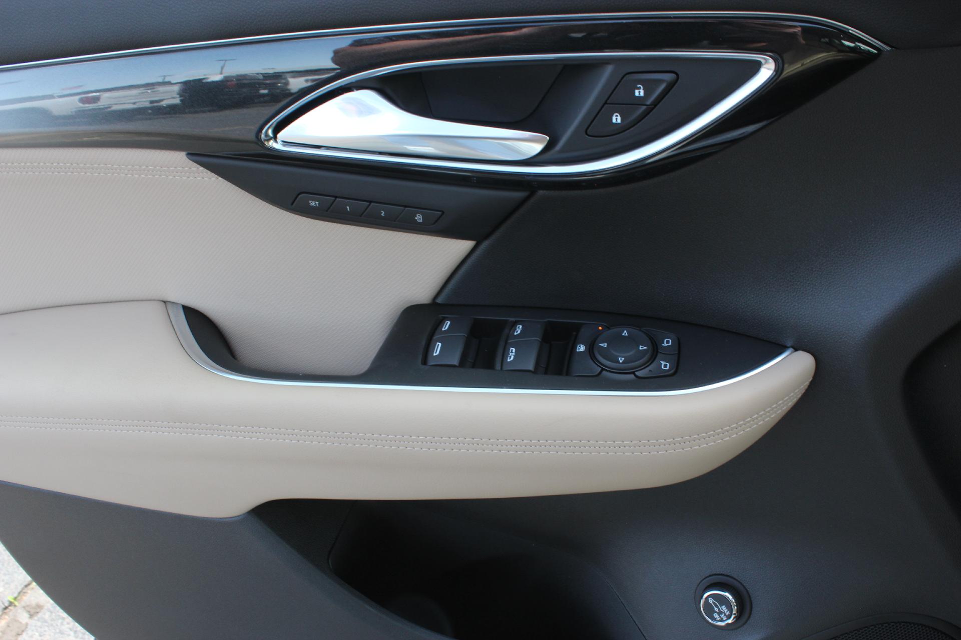 2025 Buick Envision Vehicle Photo in AURORA, CO 80012-4011