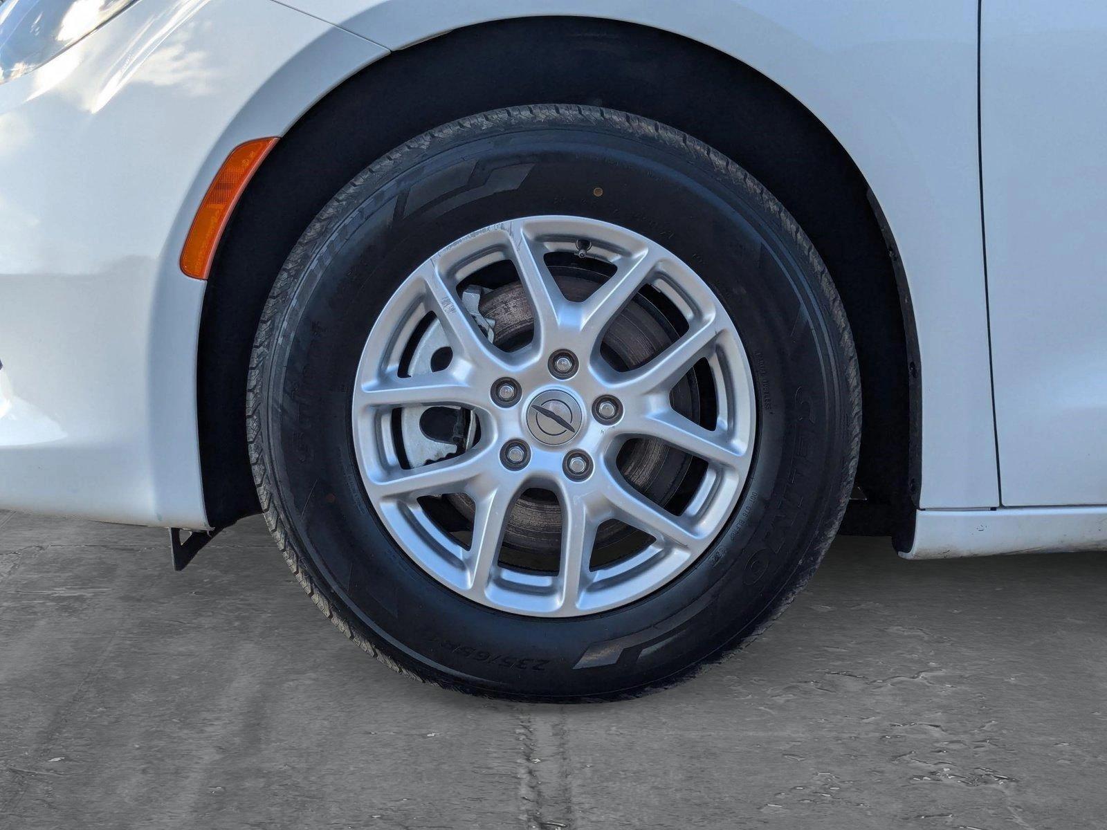 2022 Chrysler Voyager Vehicle Photo in Spokane Valley, WA 99212