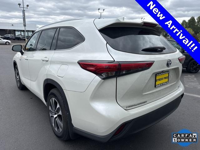 2020 Toyota Highlander Vehicle Photo in Puyallup, WA 98371