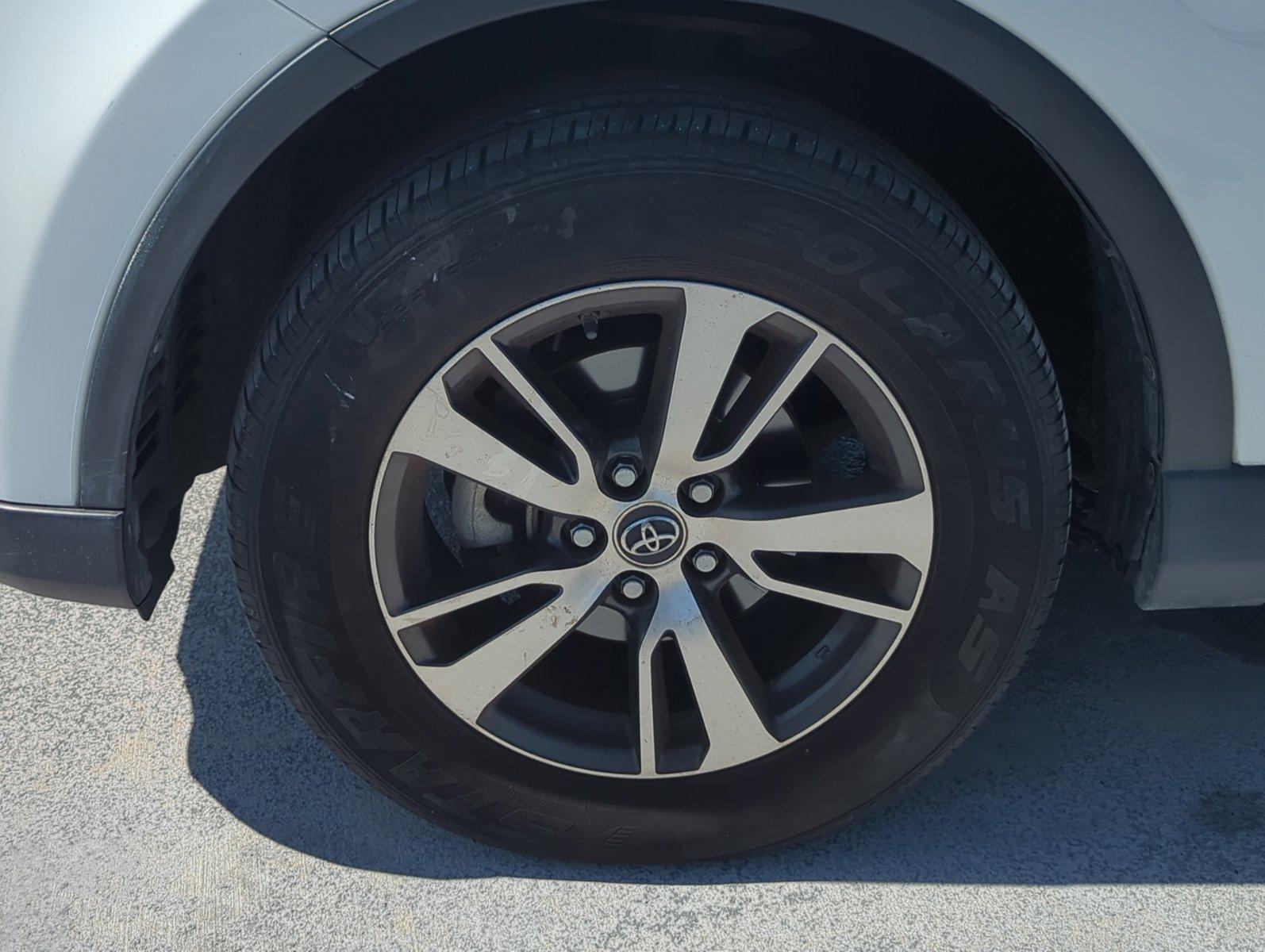 2017 Toyota RAV4 Vehicle Photo in Ft. Myers, FL 33907