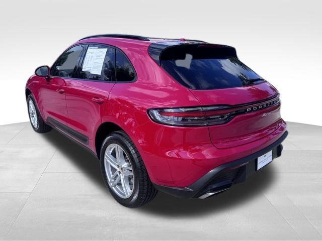 2022 Porsche Macan Vehicle Photo in DELRAY BEACH, FL 33483-3294