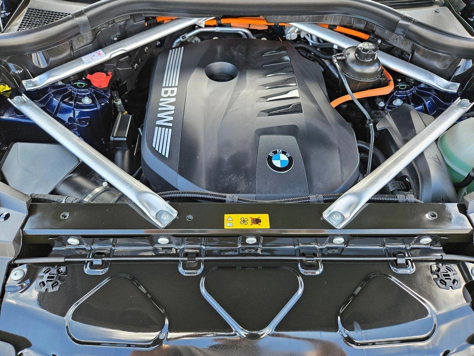 2024 BMW X5 xDrive50e Vehicle Photo in Hollywood, FL 33021