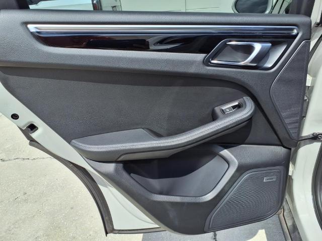 2020 Porsche Macan Vehicle Photo in TAMPA, FL 33612-3404