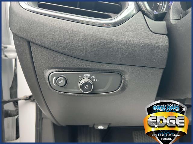 2022 Chevrolet Equinox Vehicle Photo in Roslyn, NY 11576
