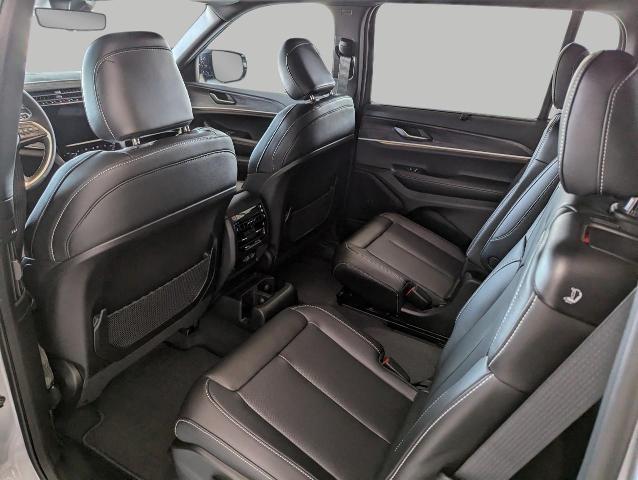2025 Jeep Grand Cherokee L Vehicle Photo in Oshkosh, WI 54901