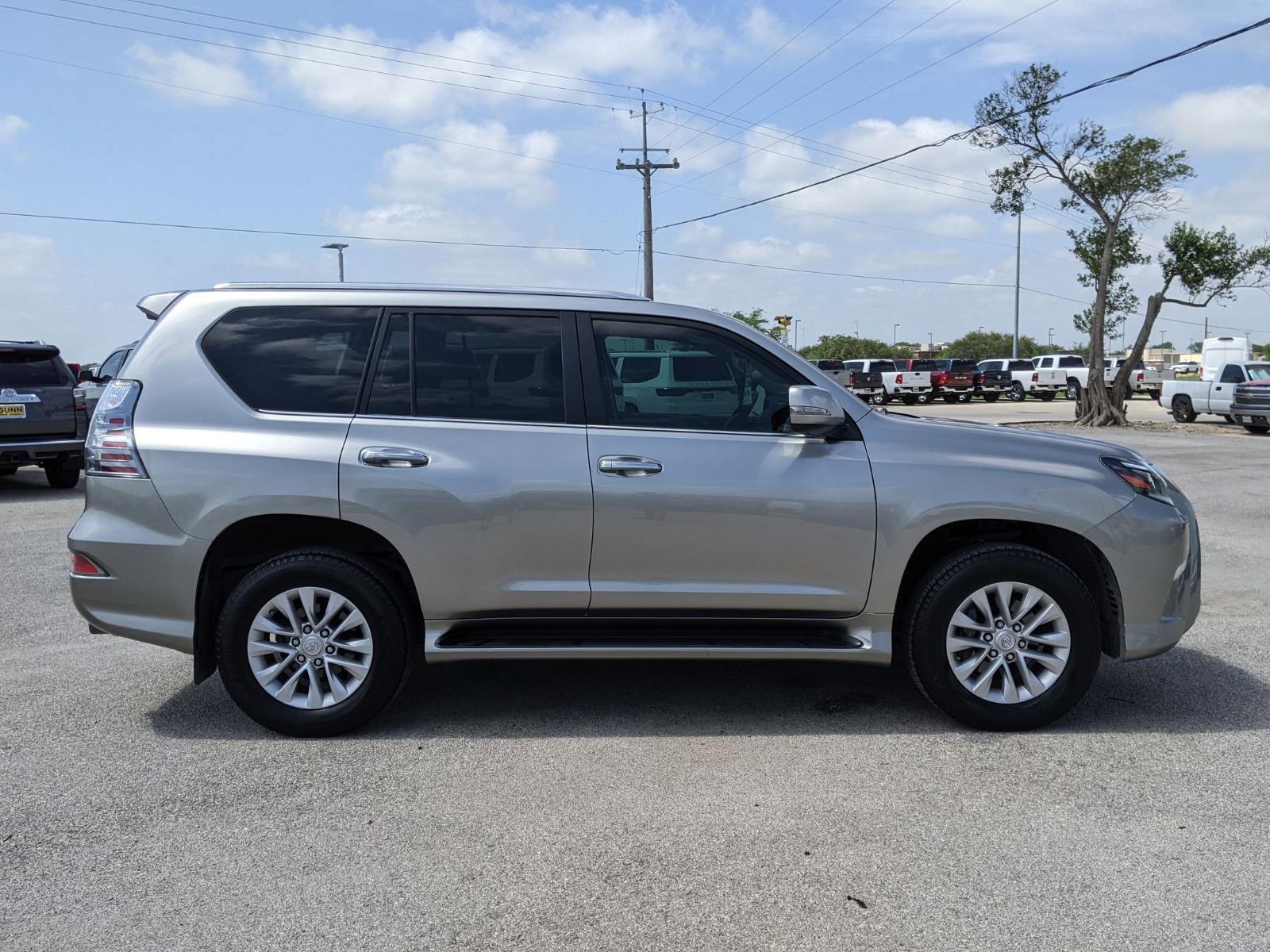 2021 Lexus GX 460 Vehicle Photo in Seguin, TX 78155