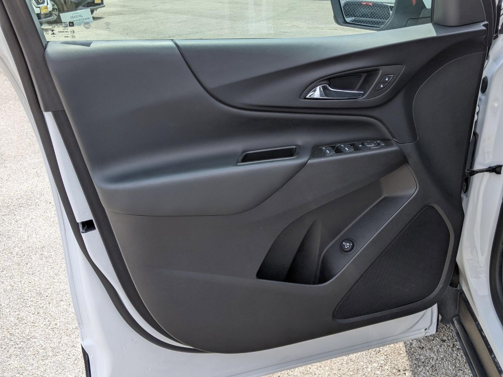 2024 Chevrolet Equinox Vehicle Photo in Seguin, TX 78155