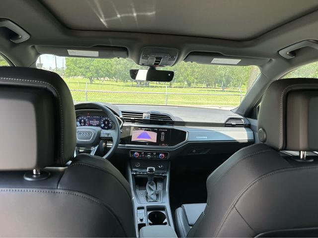 2025 Audi Q3 Vehicle Photo in HOUSTON, TX 77090