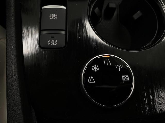 2025 Nissan Rogue Vehicle Photo in Appleton, WI 54913