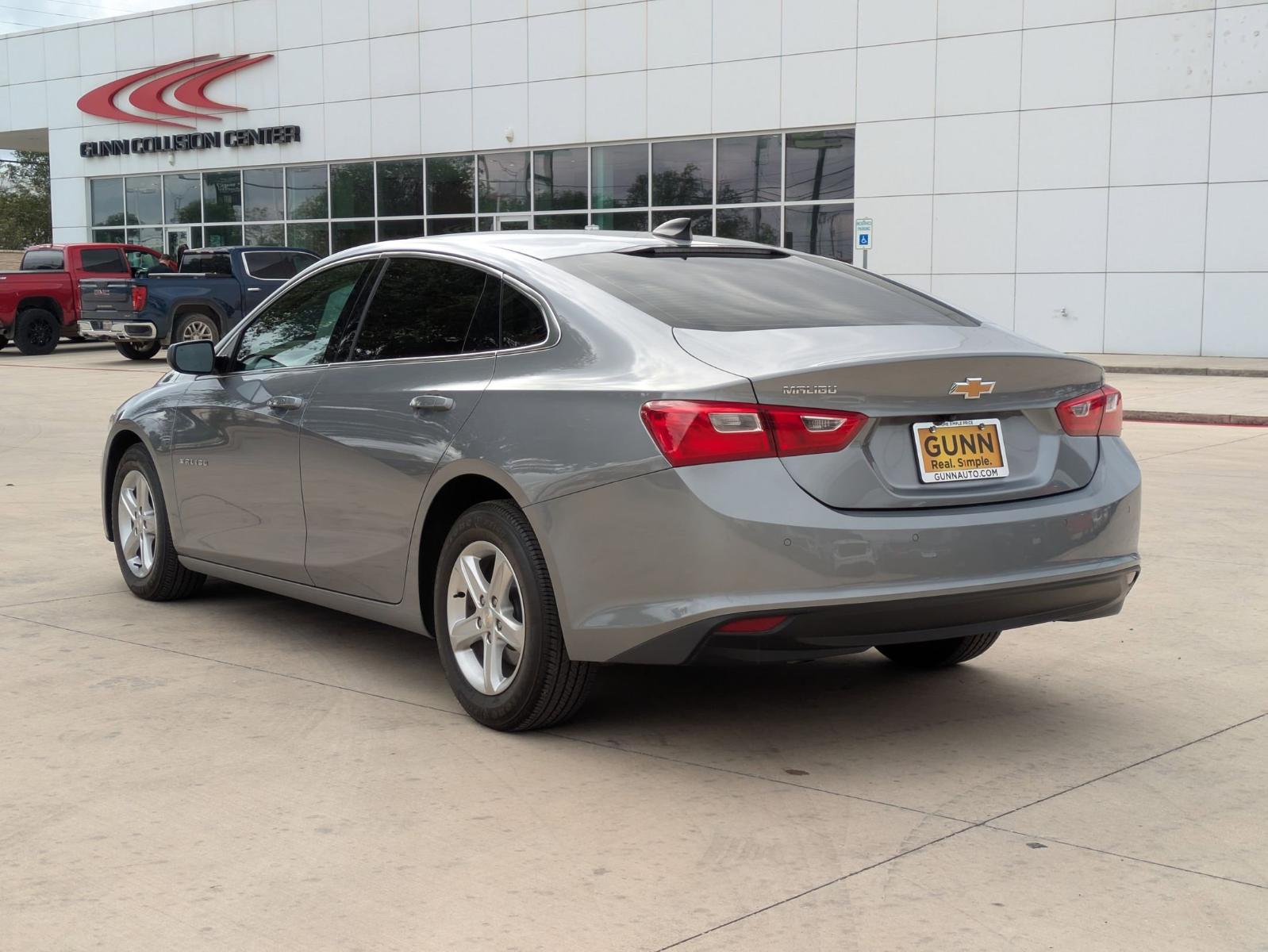 2024 Chevrolet Malibu Vehicle Photo in SELMA, TX 78154-1460