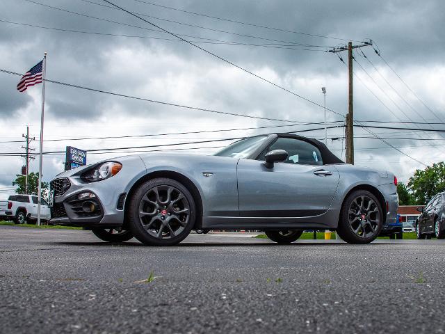 2017 FIAT 124 Spider Vehicle Photo in MADISON, IN 47250-1611