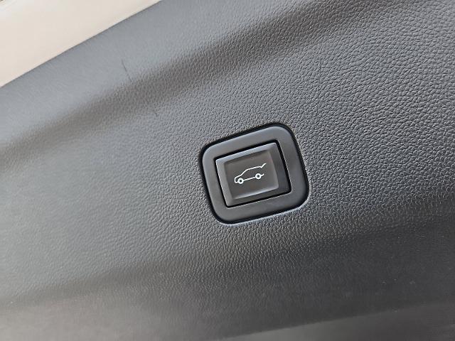 2021 Cadillac Escalade Vehicle Photo in TREVOSE, PA 19053-4984