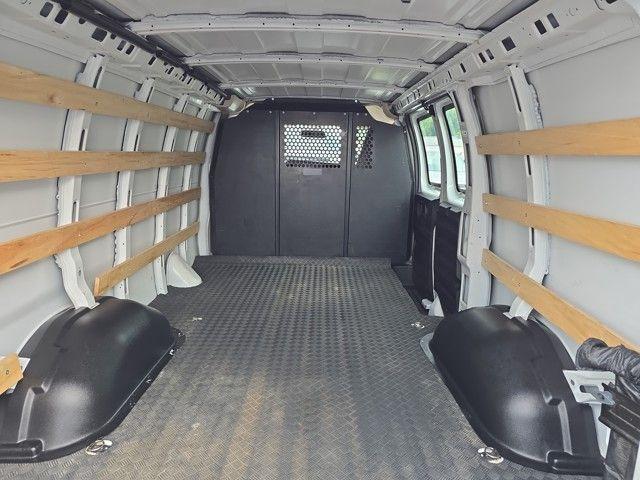 2023 GMC Savana Cargo Van Vehicle Photo in Pleasant Hills, PA 15236