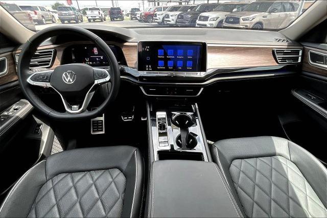 2024 Volkswagen Atlas Vehicle Photo in San Antonio, TX 78230