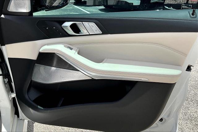 2021 BMW X7 M50i Vehicle Photo in San Antonio, TX 78230