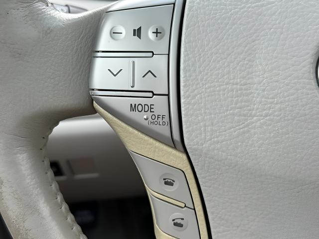 2010 Toyota Avalon Vehicle Photo in MADISON, WI 53713-3220