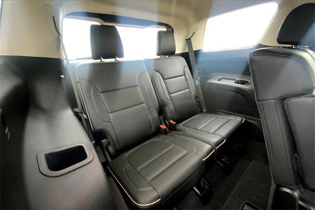 2023 GMC Acadia Vehicle Photo in TOPEKA, KS 66609-0000