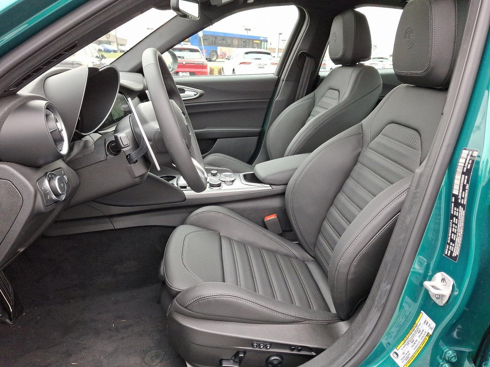 2025 Alfa Romeo Giulia Vehicle Photo in Mechanicsburg, PA 17050