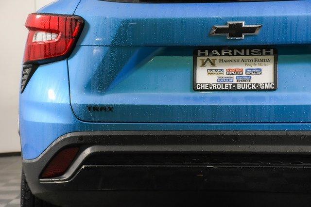 2025 Chevrolet Trax Vehicle Photo in PUYALLUP, WA 98371-4149