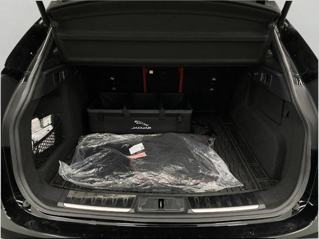 2022 Jaguar F-PACE Vehicle Photo in Appleton, WI 54913