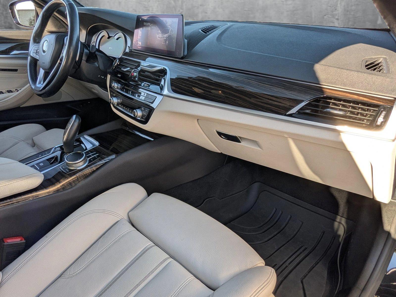 2019 BMW 530e iPerformance Vehicle Photo in St. Petersburg, FL 33713