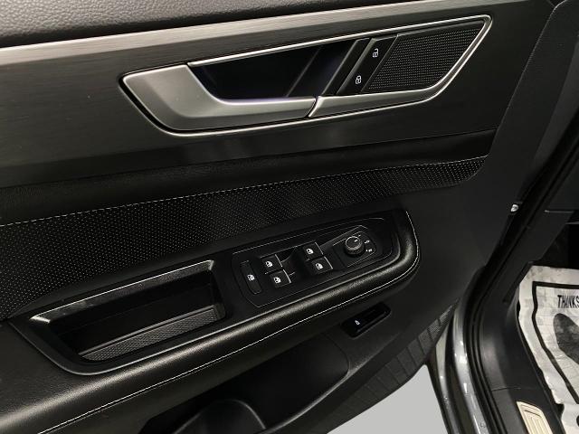 2024 Volkswagen Atlas Cross Sport Vehicle Photo in Appleton, WI 54913