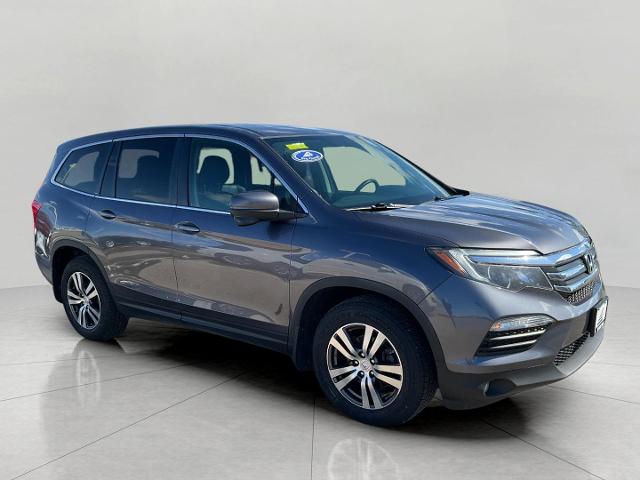 2017 Honda Pilot Vehicle Photo in Kaukauna, WI 54130