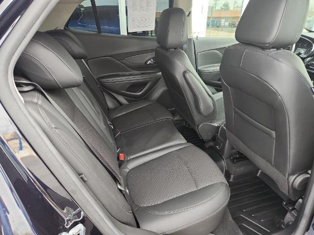 2022 Buick Encore Vehicle Photo in HAYS, KS 67601-1994